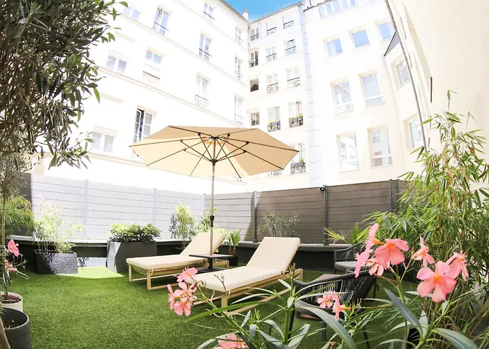 L'Empire Paris - Louvre Hotel